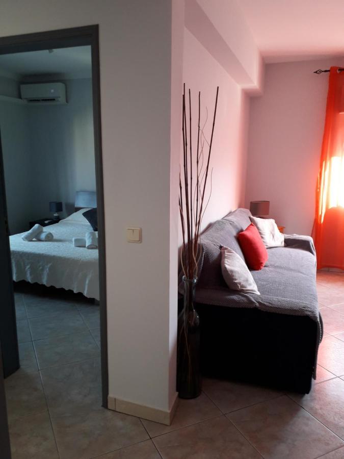 Appartement Тавира Екстериор снимка